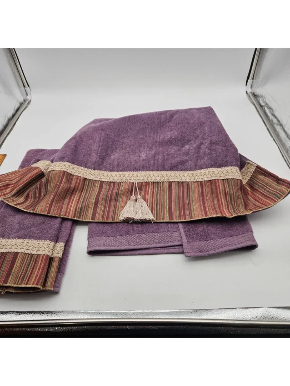 Vintage Avanti Elegant Purple Metallic Stripe Tassel 3 Piece Towel Set